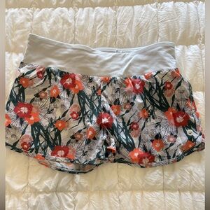 Senita Swift Shorts Size Small